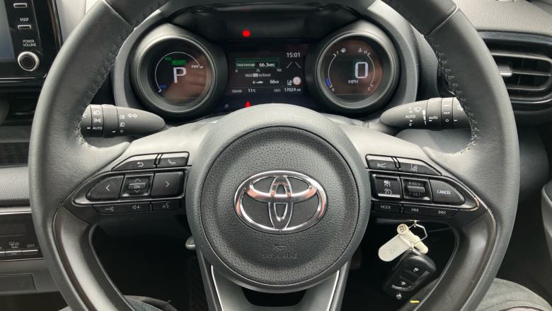 Toyota Yaris 1.5 Hybrid Design 5dr CVT Hybrid Hatchback